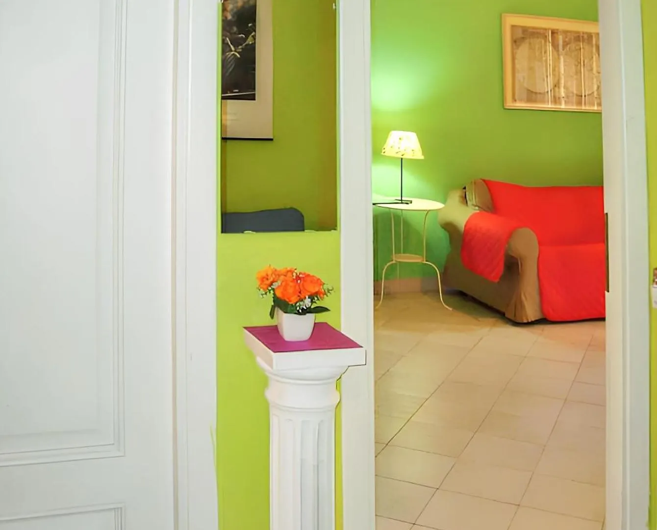 Charming Apartment Near The Colosseum In Roma - 55 Sqm - Balcony イタリア