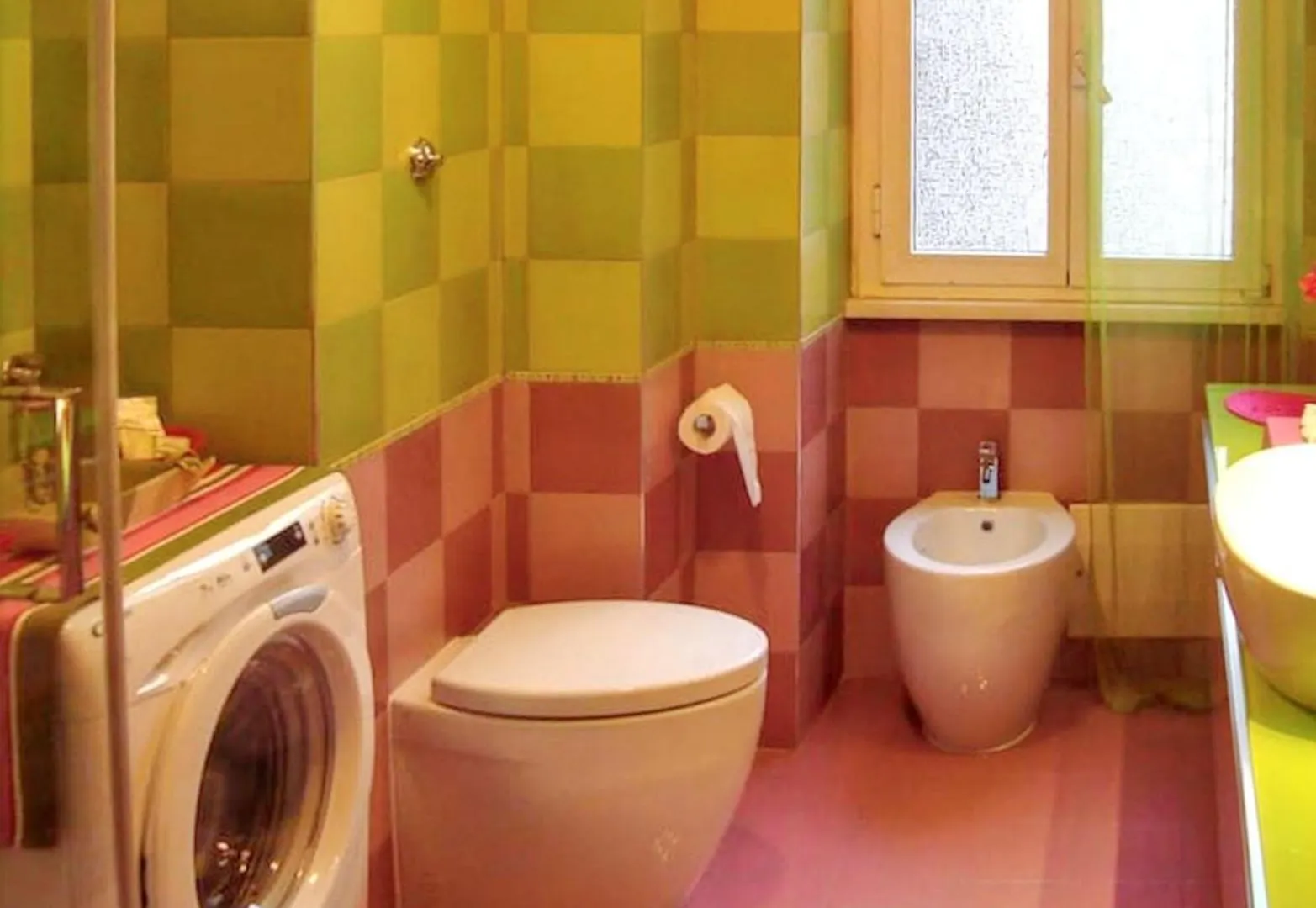 Charming Apartment Near The Colosseum In Roma - 55 Sqm - Balcony