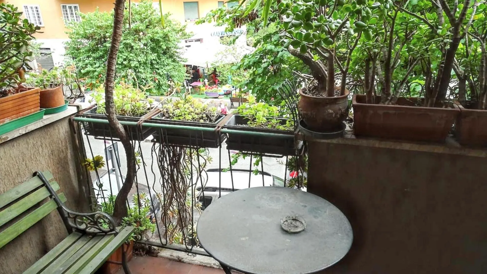 Charming Apartment Near The Colosseum In Roma - 55 Sqm - Balcony