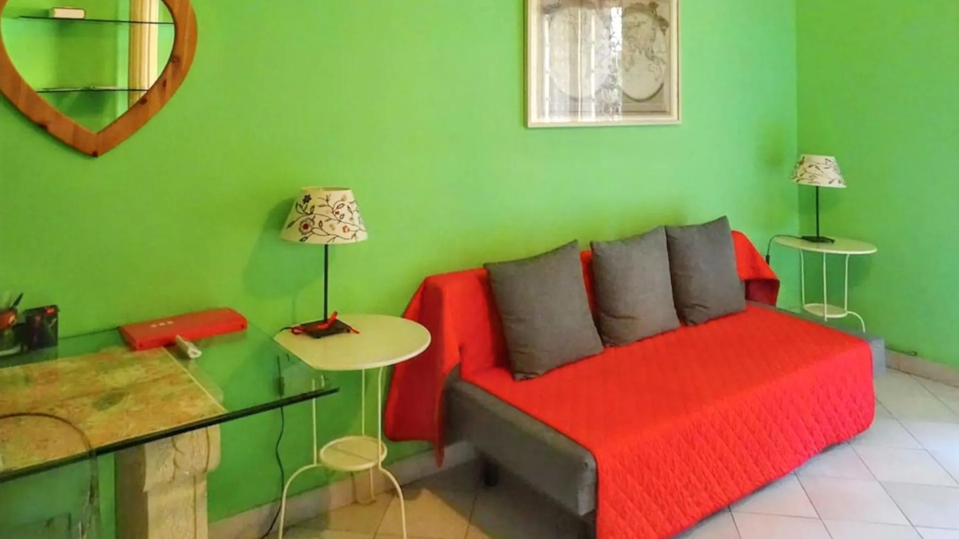 Charming Apartment Near The Colosseum In Roma - 55 Sqm - Balcony  ローマ